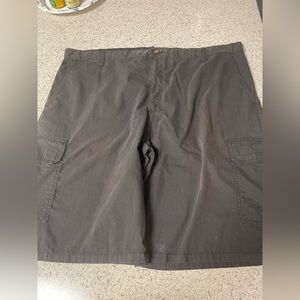Dickies Men's Gray Cargo Shorts Hiking Camping Outdoors -good Condition SZ 42